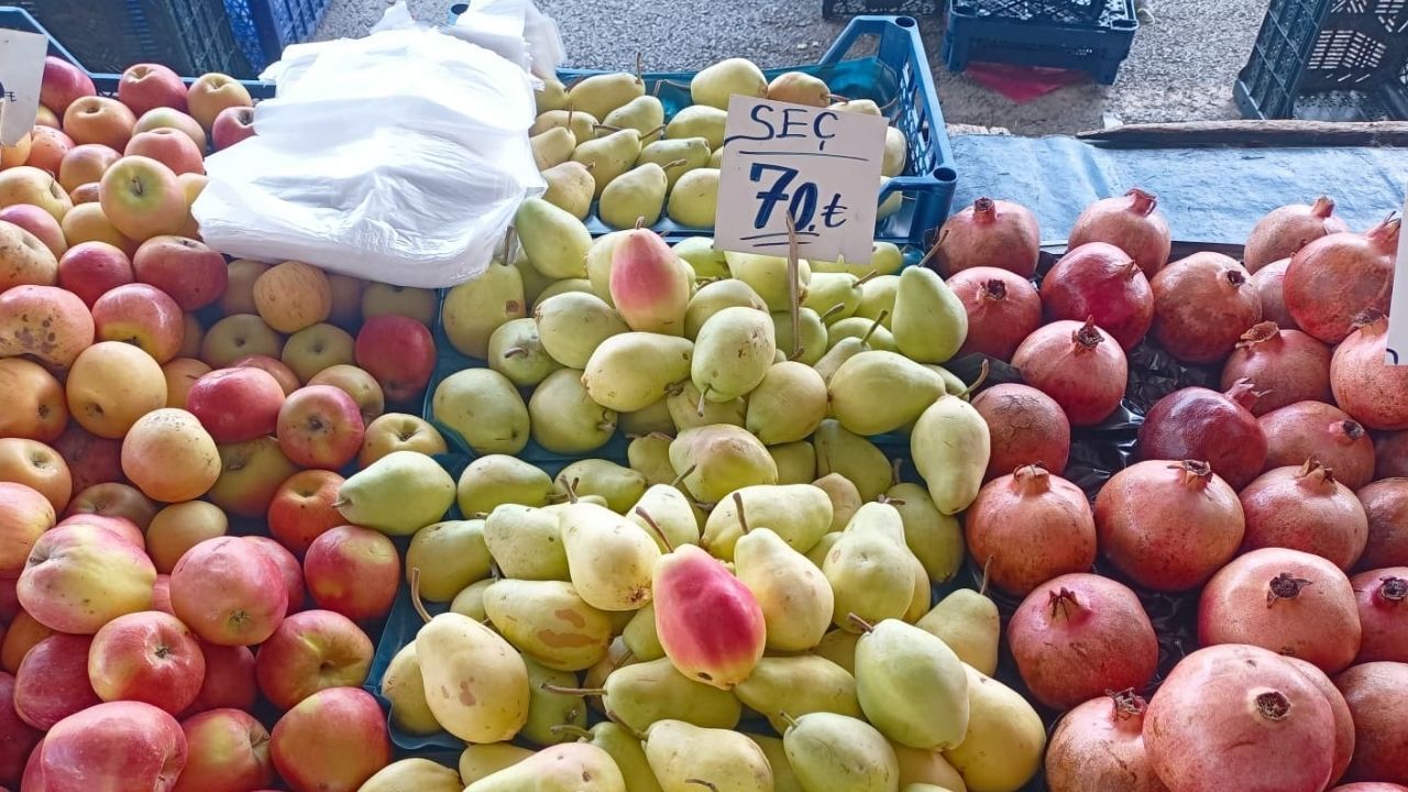 Karapürçek Pazar Armut