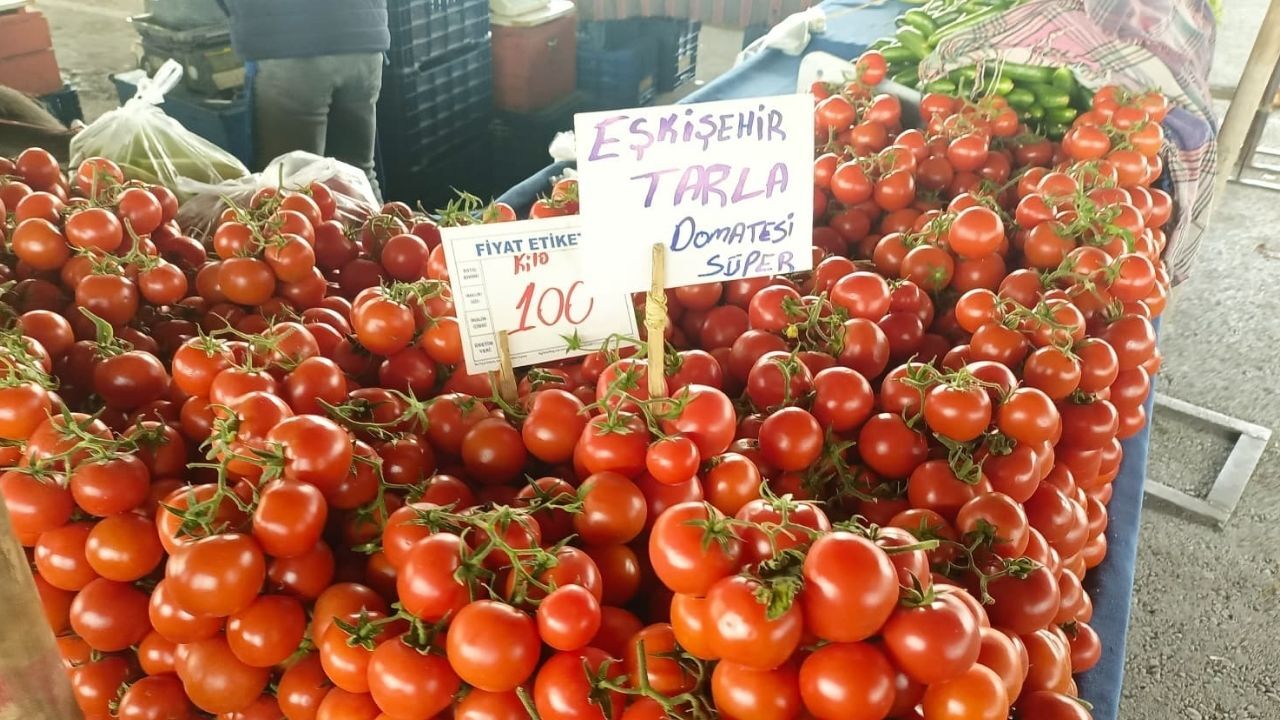 Karapürçek Pazar Dolma Domates