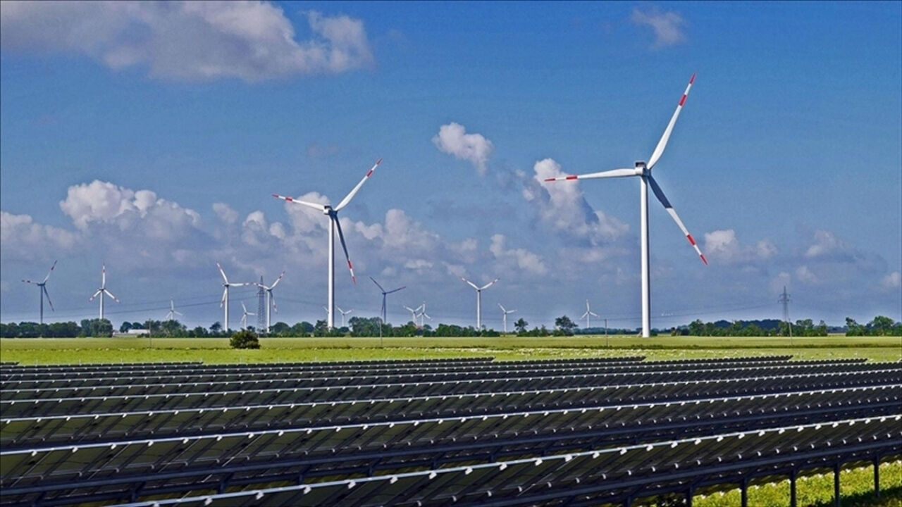 Güneş ve Rüzgar Enerjisi, Türkiye’ye 10 Yılda 21,5 Milyar Dolar Kazandırdı