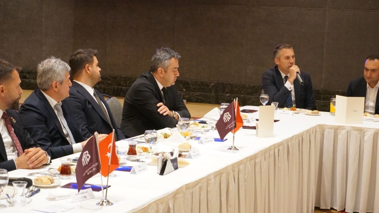 Ankara Müteahhitler Birliği 7