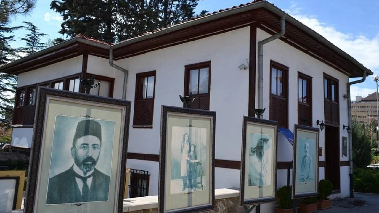 Mehmet Âkif Ersoy Müze Evi-1