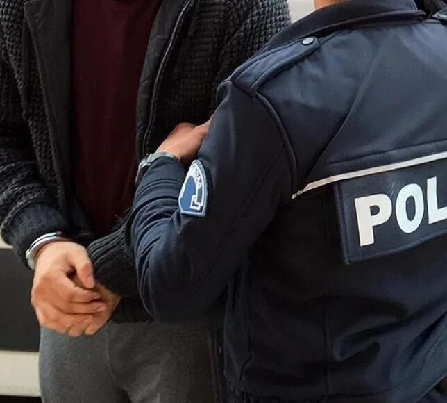 Çubuk’ta Bıçaklı Ve Sopalı Kavga: 4 Yaralı