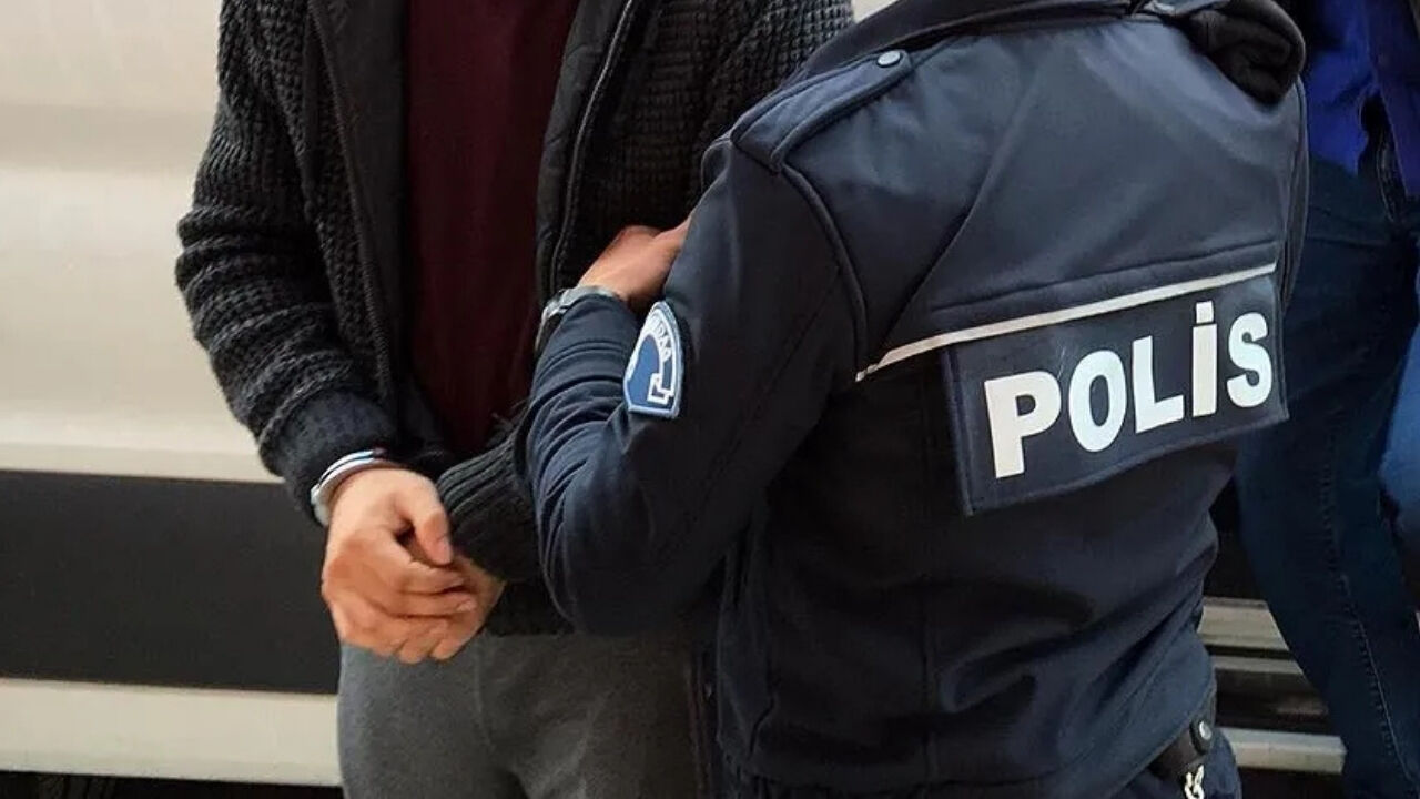 Ankara Dahil 9 İlde 11 Milyon Liralık Vurgun Yapan Şebeke Çökertildi