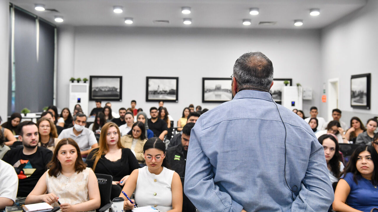 ABB’den Hukukçulara Sınav Desteği: 90 Saatlik Ücretsiz HMGS Kampı Başladı
