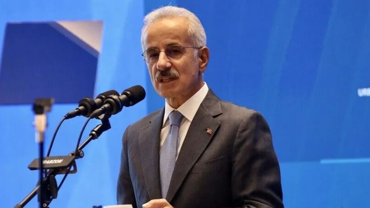 Bakan Uraloğlu Denizcilikte Yeşil Dönüşüm Hedeflerini Açıkladı