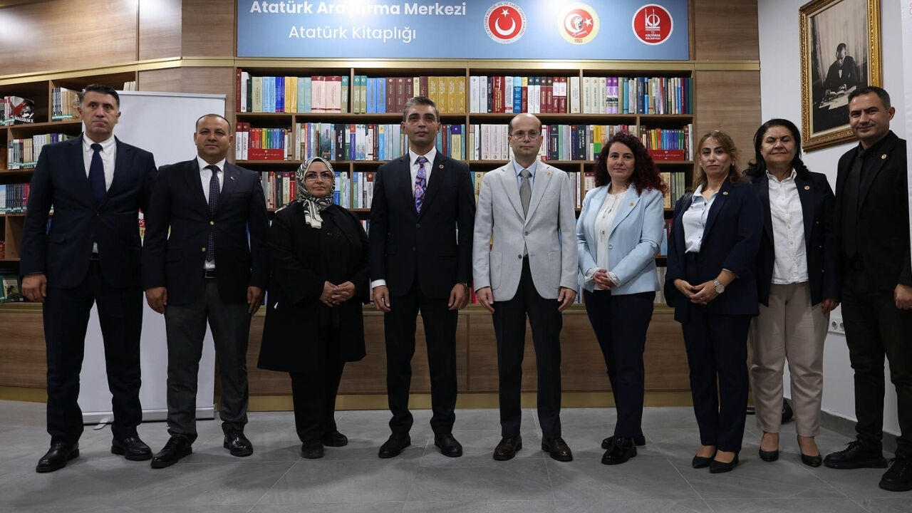 Keçiören’de Atatürk Kitaplığı Hizmete Açıldı