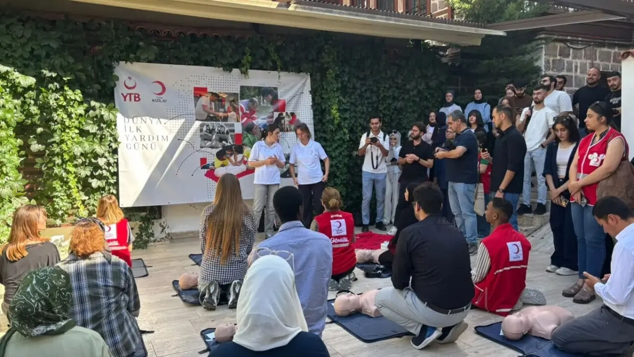 Ankara’da 'Dünya İlk Yardım Günü' Buluşması