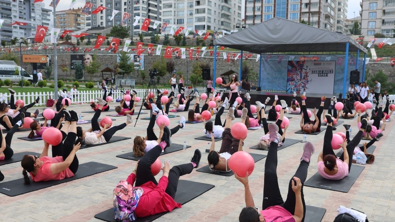 Mamak’ta Vatandaşlar Açık Havada Pilates Etkinliğinde Buluştu