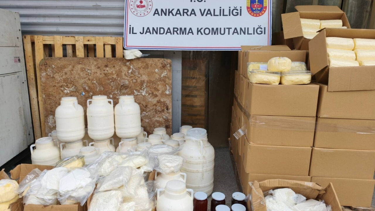 Ankara’da Sahte Gıda Operasyonu: 838 Kilo Süt Ürünü İmha Edildi