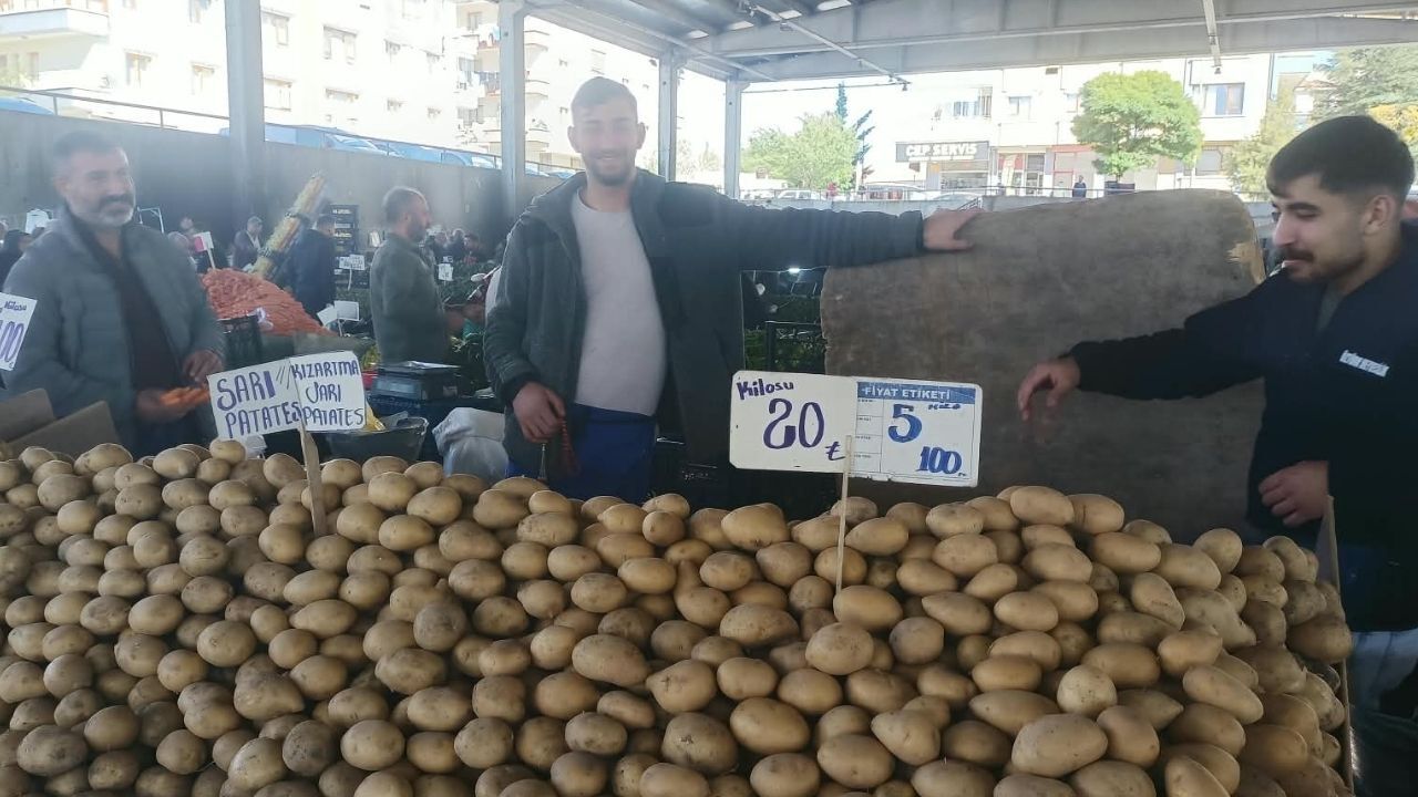 Ankara Karapürçek Pazar Patates