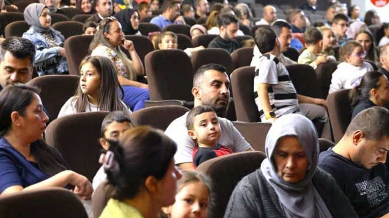 Keçiören’de Çocuklara Ücretsiz Kukla Tiyatrosu 2
