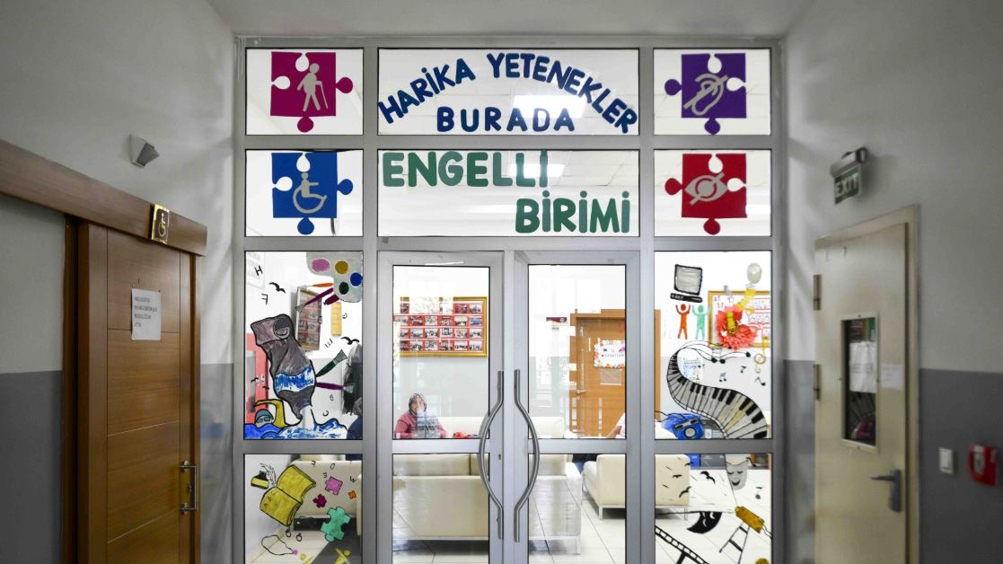 Keçiören’de Özel Bireylere Kurs, Ailelere Mola: Kuşcağız’daki Merkez Kapılarını Açık Tutuyor
