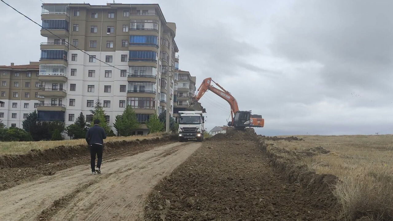Pursaklar’ın Gelişen Mahallelerine Yeni İmar Yolları